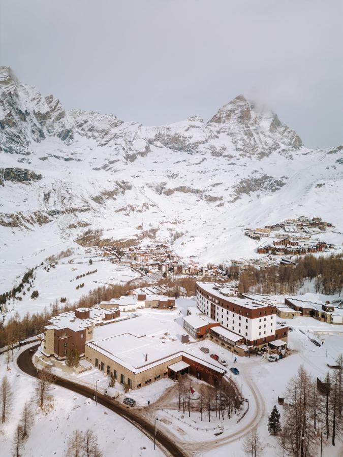 Valtur Cervinia Cristallo Ski Resort Breuil-Cervinia Exterior photo